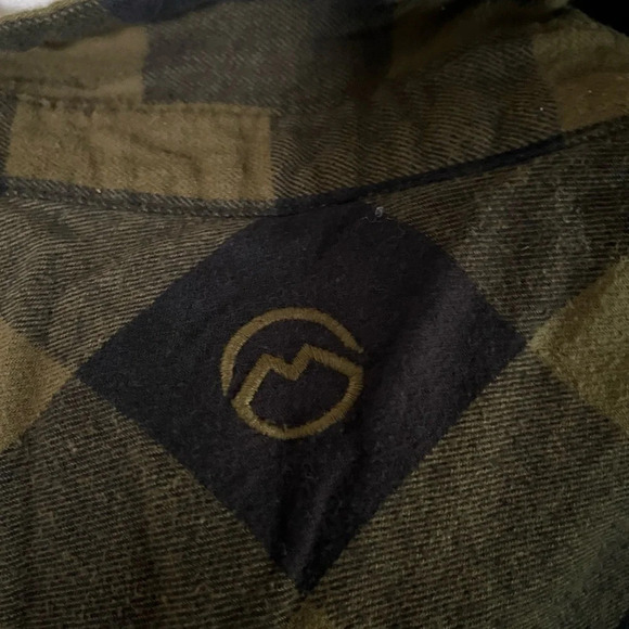 MAGELLAN~BUNDLE~2 MEN’S FLANNEL SHIRTS~ M - Picture 5 of 12